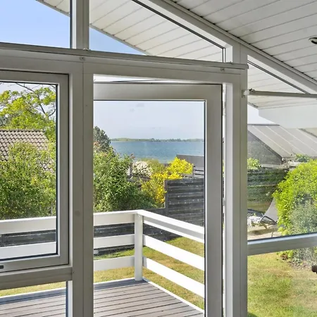 度假居 Wrange - 150m From The Sea By Interhome *